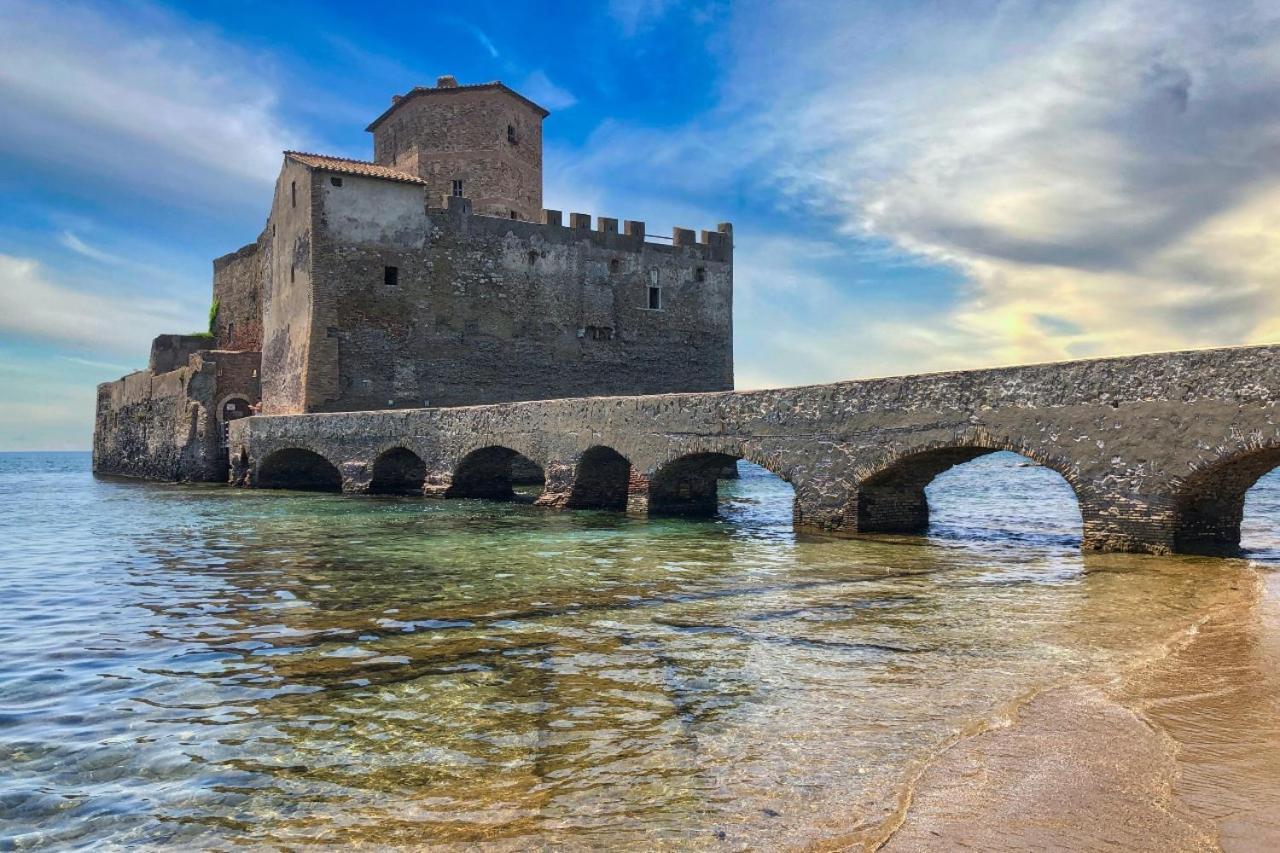 Bnb The Station Nettuno Exterior foto
